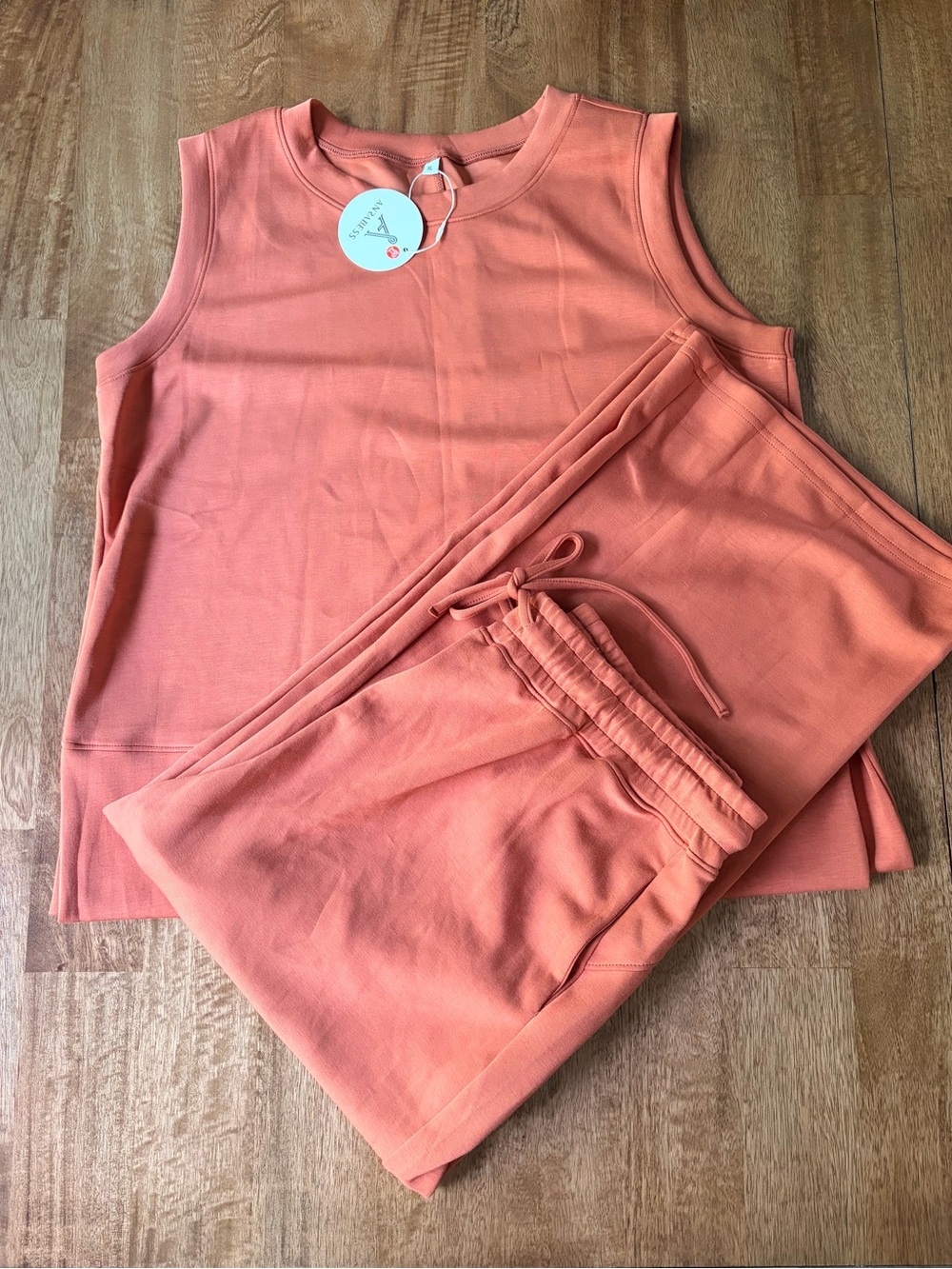 (NEW) Sleeveless Tank Top & Drawstring Wide Leg Pants Set - In Color Rust